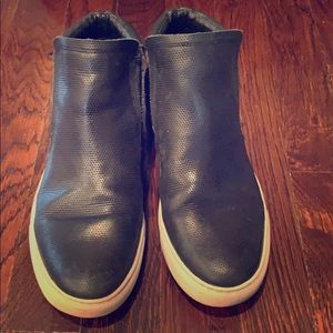 Women’s black leather sneakers